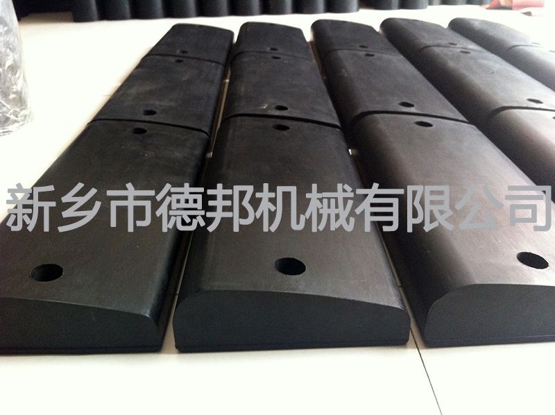 橡膠減震塊、橡膠壓條